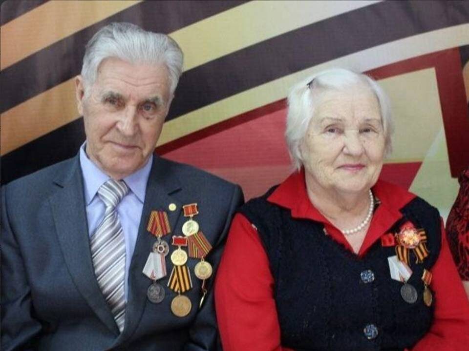 Виктор Иванович и Ангелина Дмитриевна Синицыны. Фото из интернета.