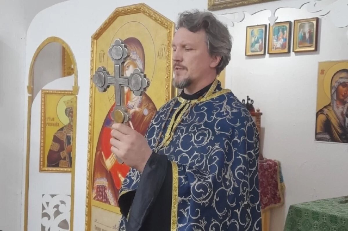    Протоиерей Андрей Канев на открытии храма.