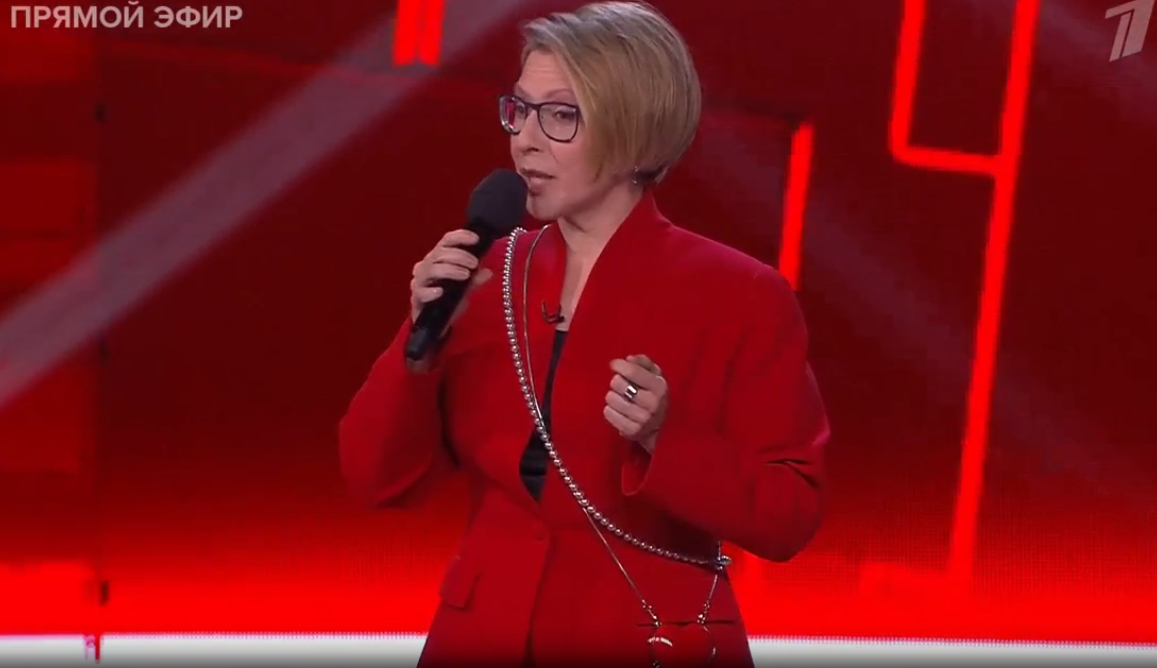 Яна Чурикова, ведущая проекта "Голос"