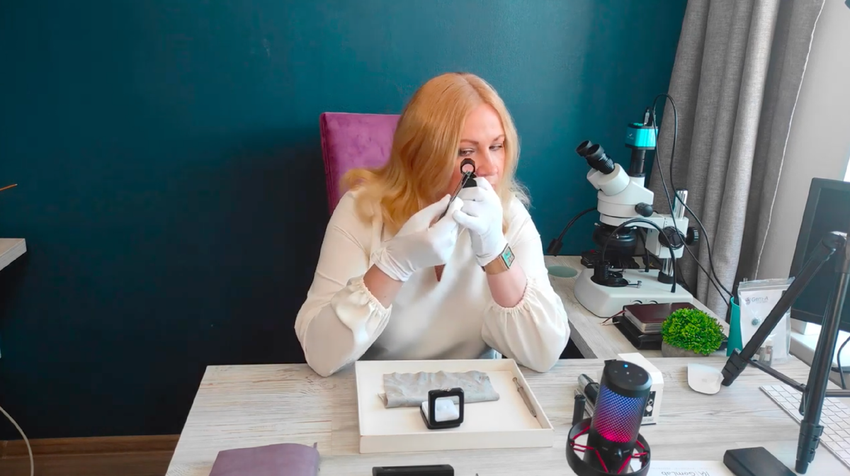 Автор, геммолог Ольга Меликян