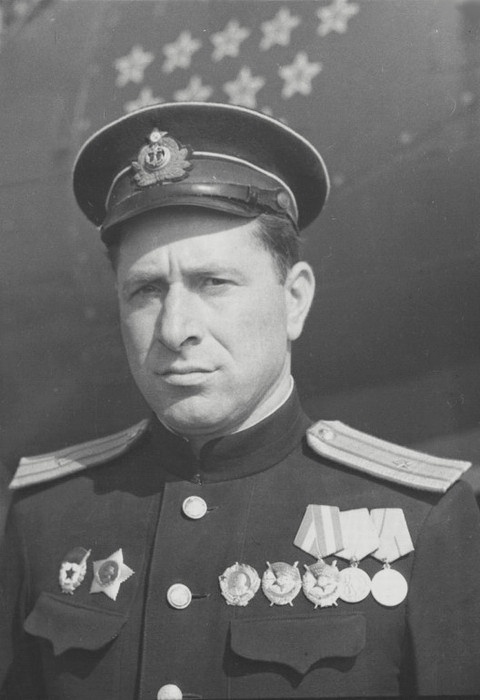 Нихамин Давид Ефимович 