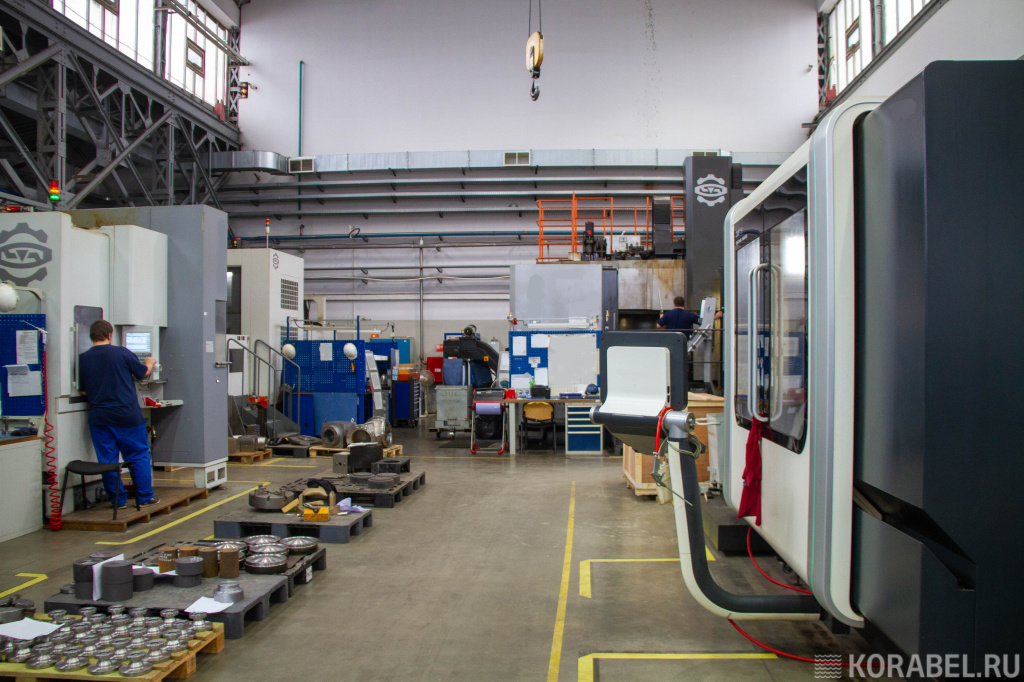 На производстве АО "Армалит", цех № 42 / Фото: Корабел.ру  📷
