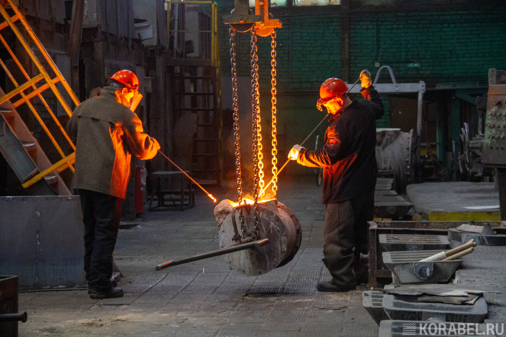 На производстве АО "Армалит", литейный цех / Фото: Корабел.ру  📷
