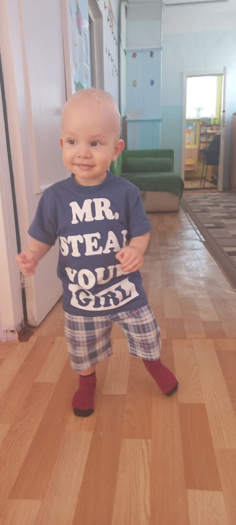 А так и не скажишь, что вредина, маскируется)