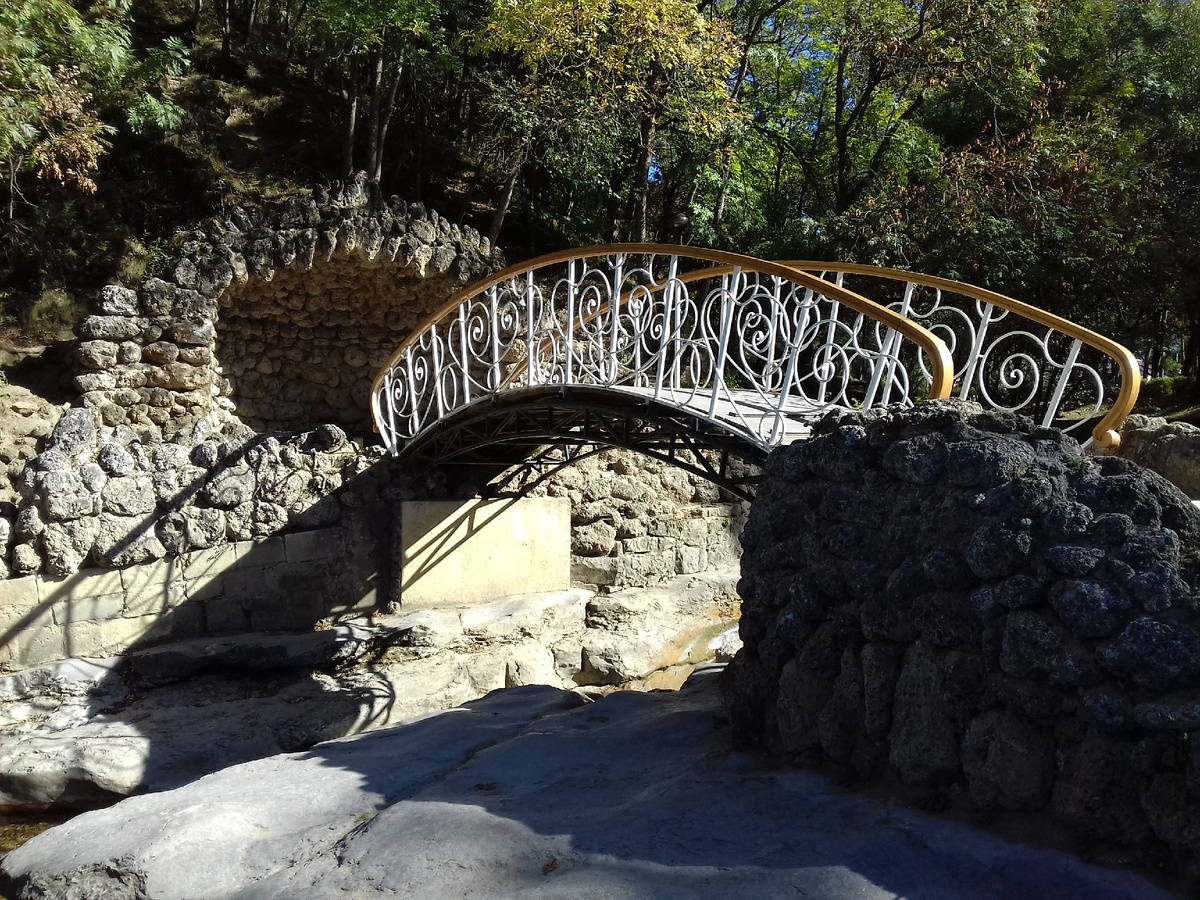 Один из мостиков в Национальном парке 