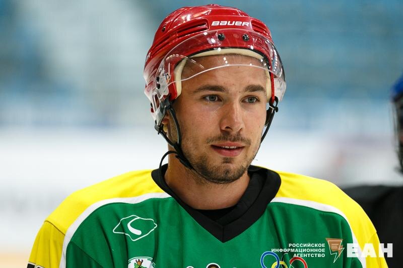    ЕАН. Антон Шипулин