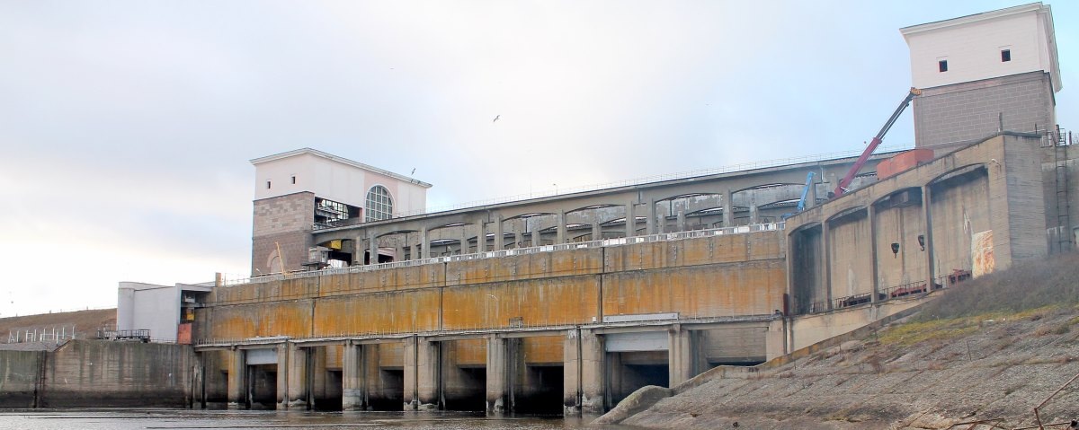 РЫБИНСКАЯ ДАМБА БУДЕТ ЗАКРЫТА ДЛЯ ГРУЗОВИКОВ