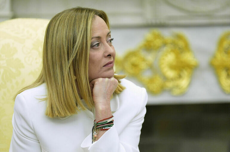   Alex Brandon/AP/TASS