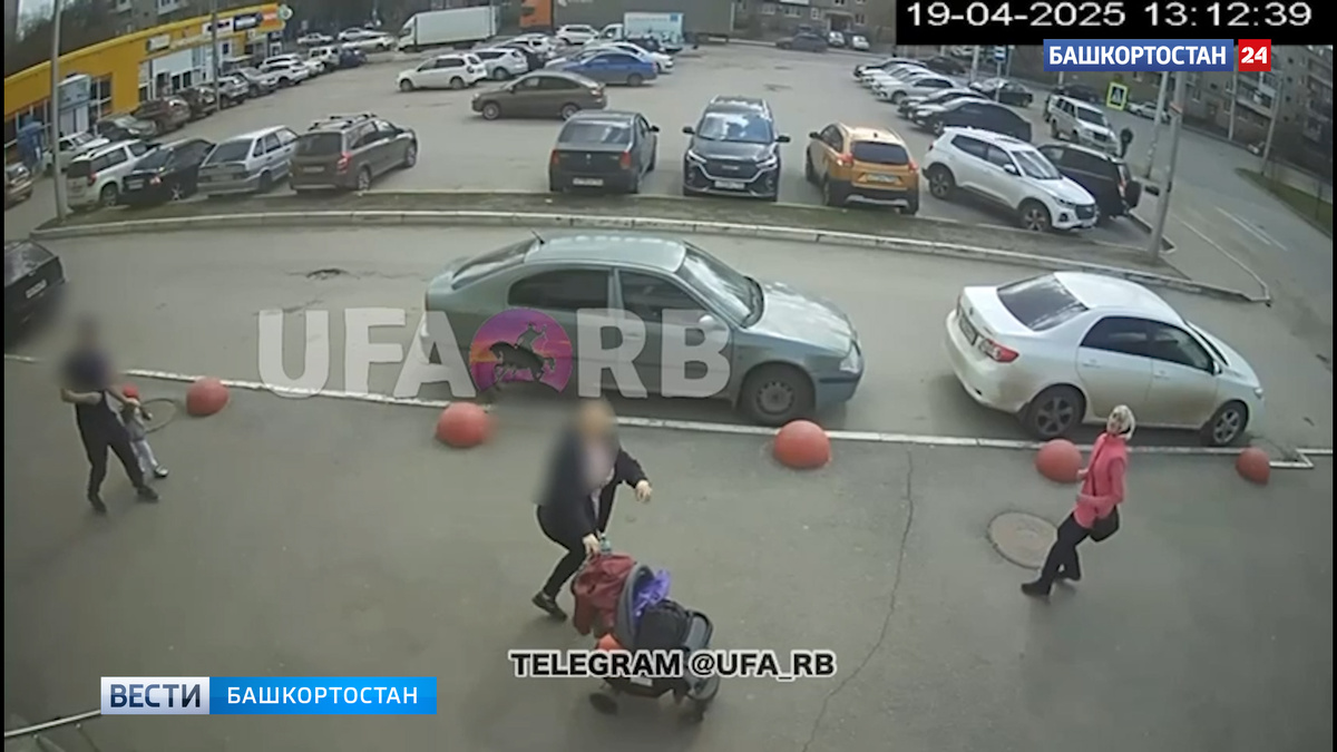    Рухнувшая облицовка дома едва не травмировала прохожих в Уфе