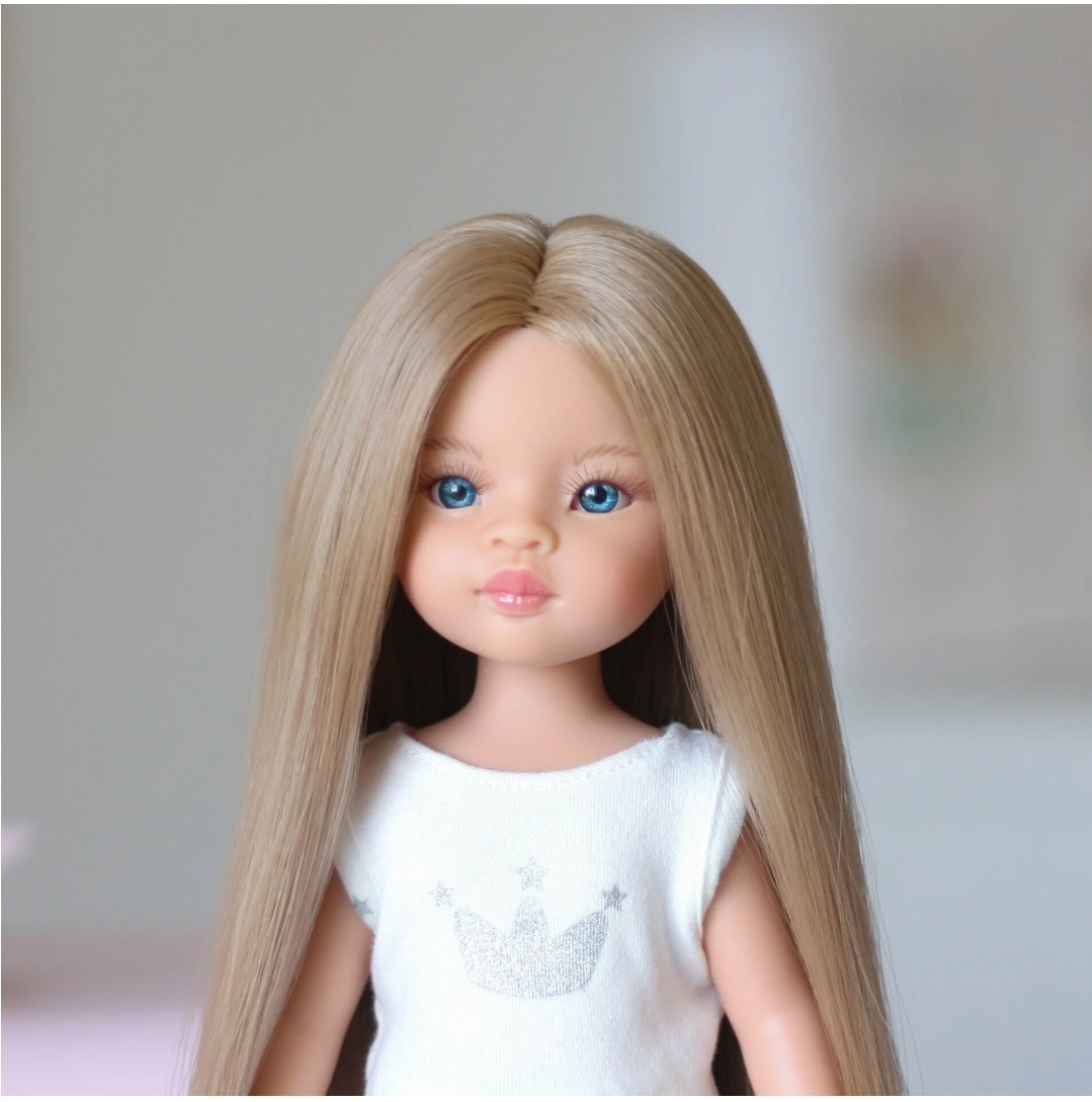 А вот и она, Маника