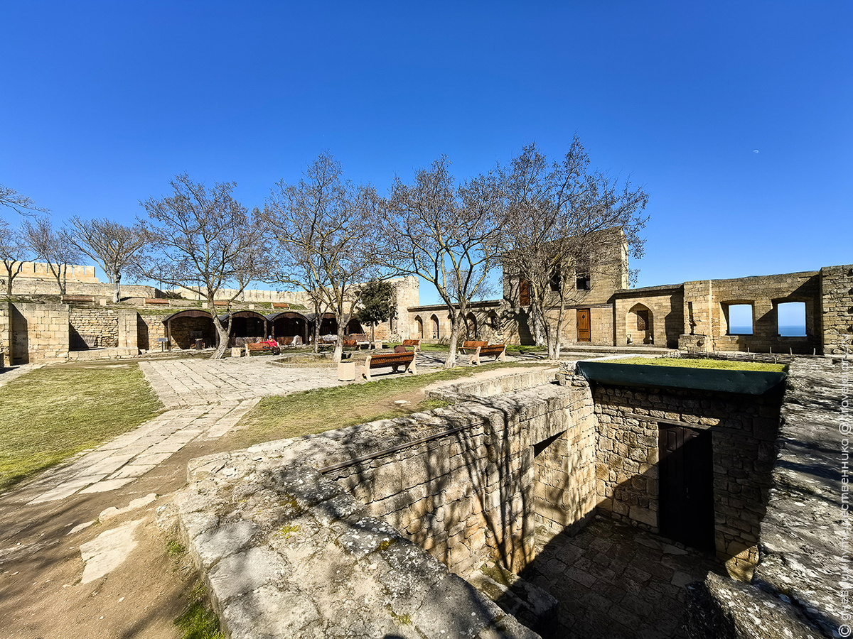 Ханский дворец в цитадели Нарын-Кала