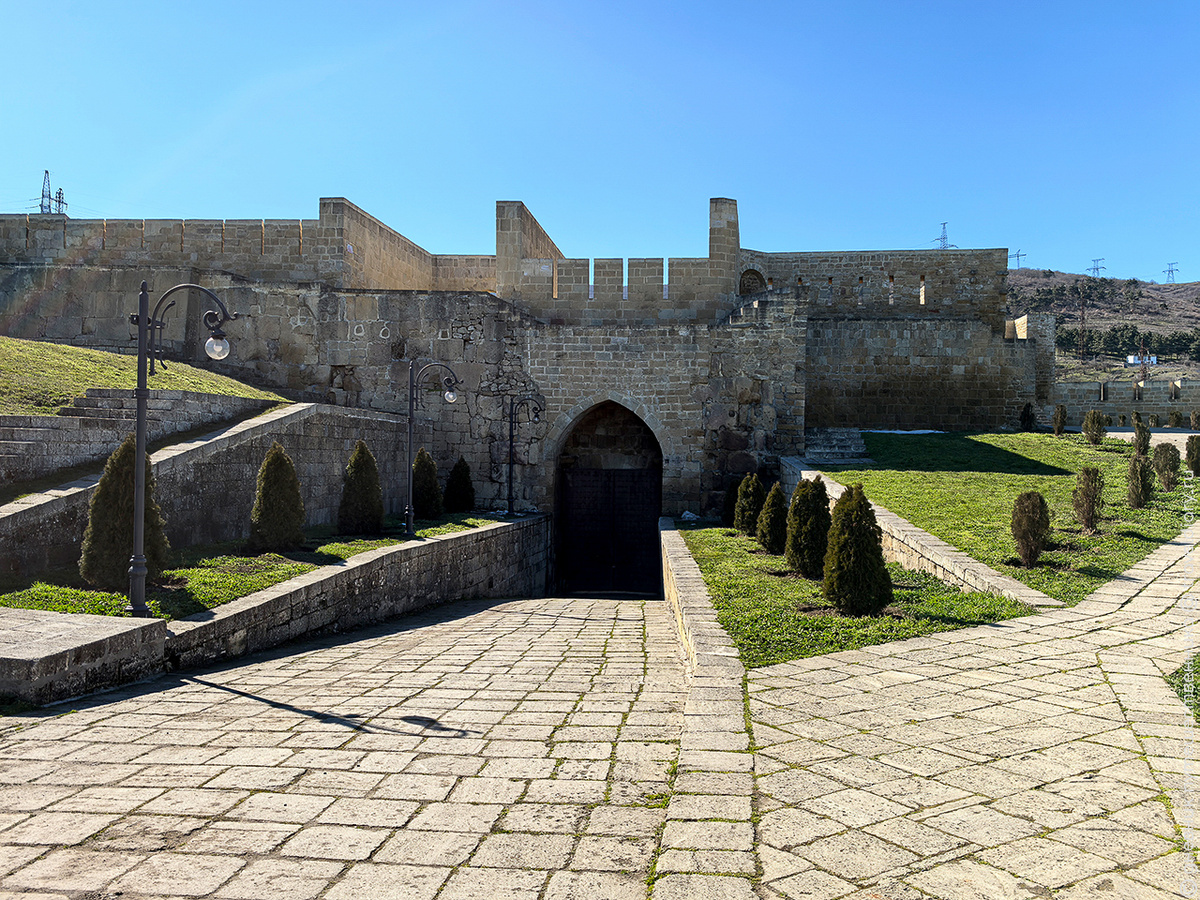 Горные Западные ворота