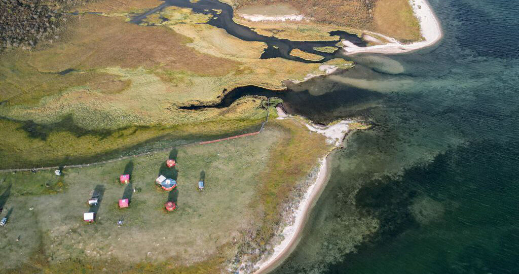 Младший брат Байкала: интересные факты про озеро Хубсугул в Монголии