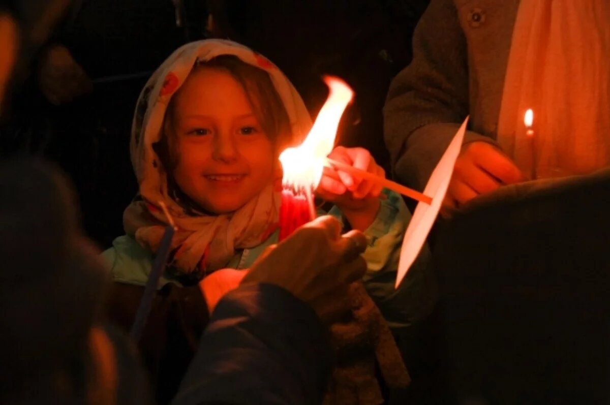    В донской собор Рождества Пресвятой Богородицы доставят благодатный огонь