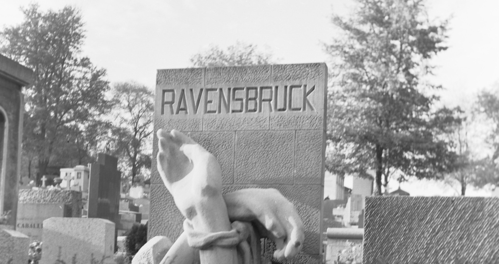 «Будто кто-то сдирал с нас кожу». Ужас без надежды на человечность — 80 лет с освобождения женского концлагеря Равенсбрюк