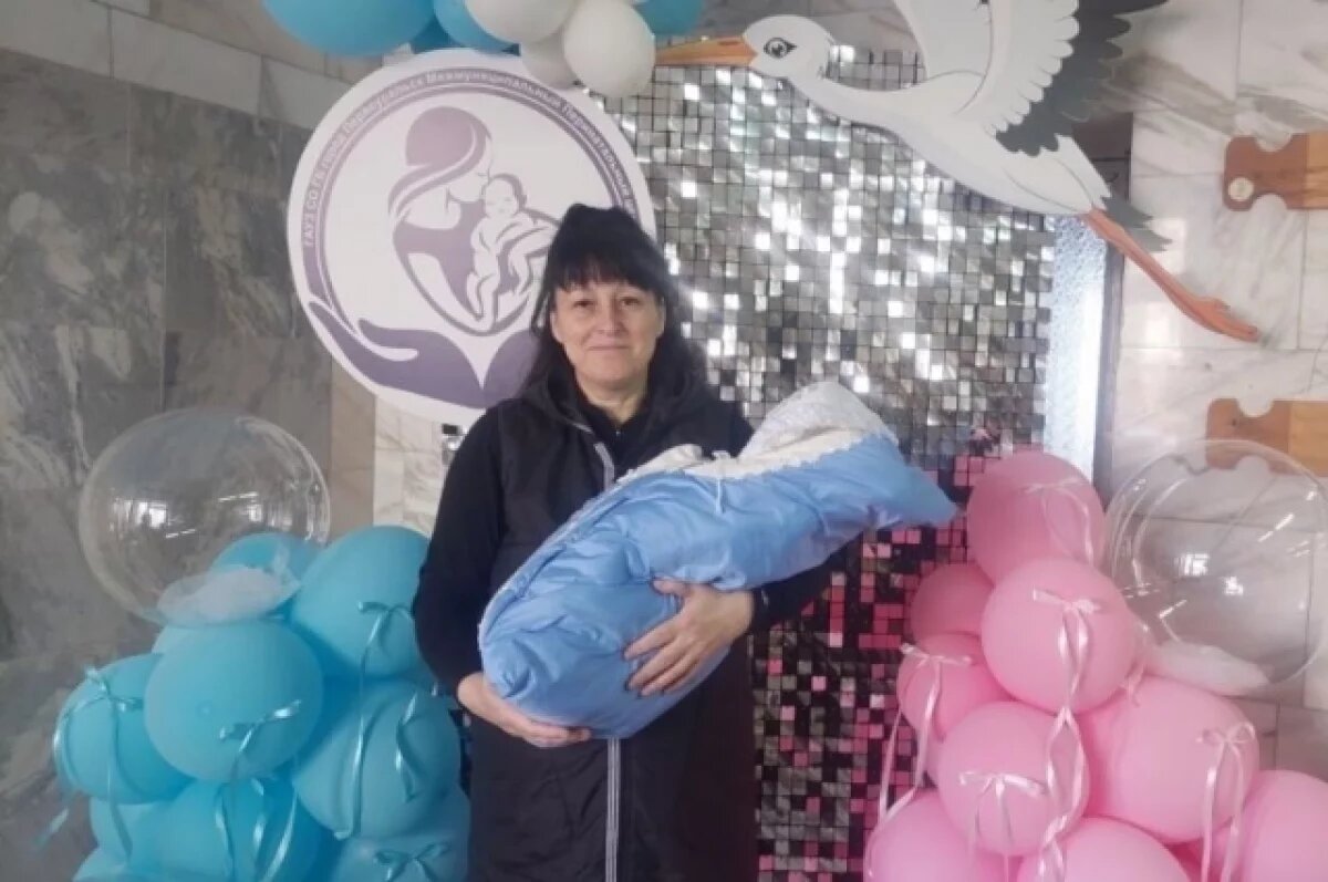    Свердловчанка назвала сына в честь разведчика, поднявшего Знамя Победы