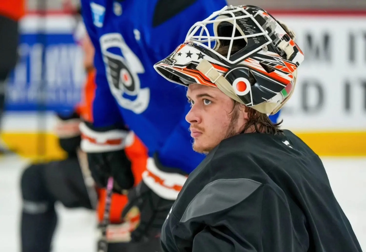 Белорус Колосов попал в антирейтинг вратарей НХЛ