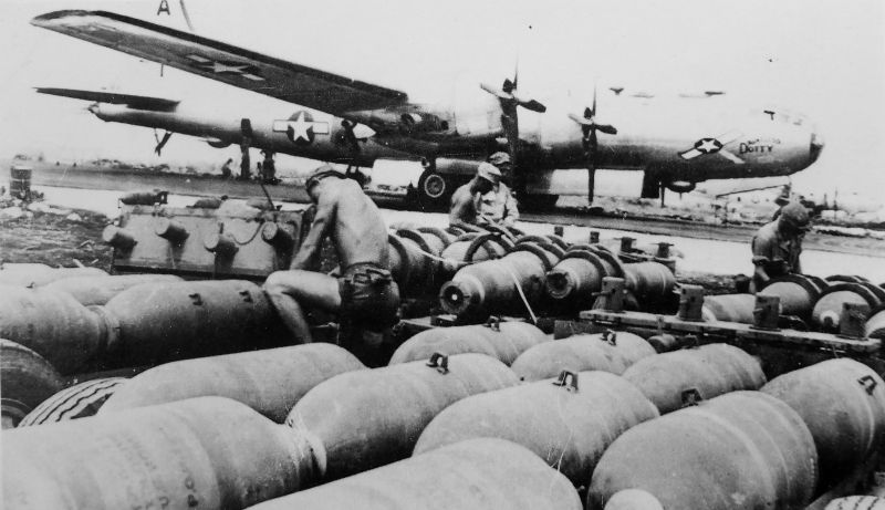 В конце 1940-х годов международная обстановка накалялась с каждым днем. 