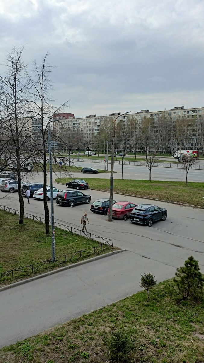 Фото автора. 16,40. СПб.