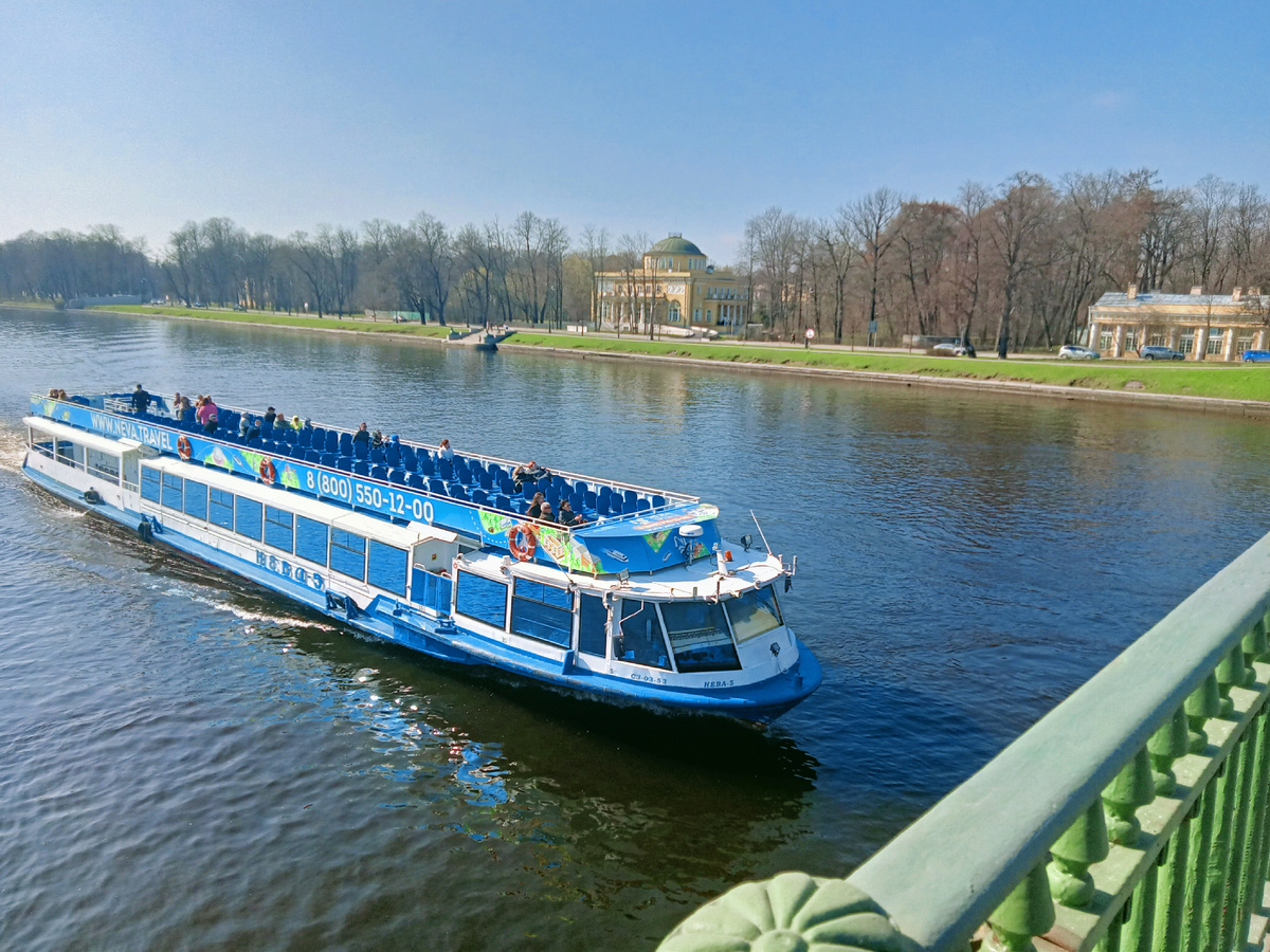 По дороге на Каменный остров. Фото мое