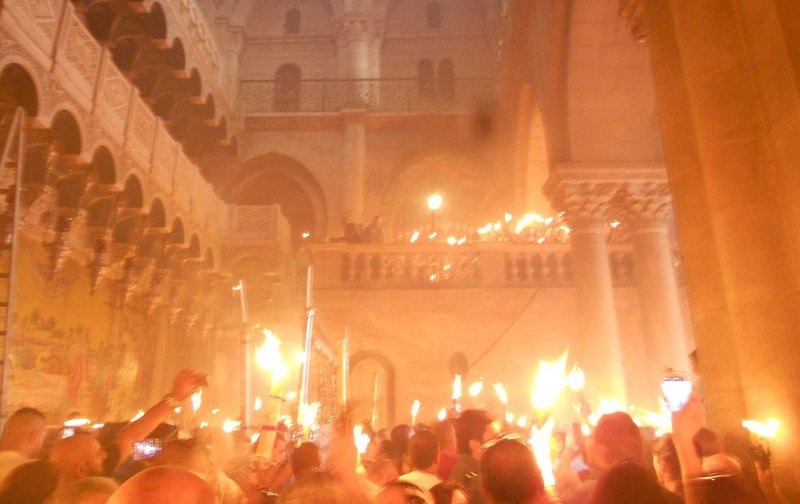 Благодатный огонь. Фото: Социальные сети.