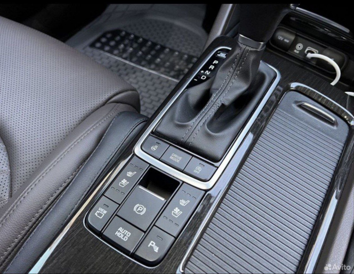 Ленивчик для Kia K5 / Optima JF 18-20г. Корея