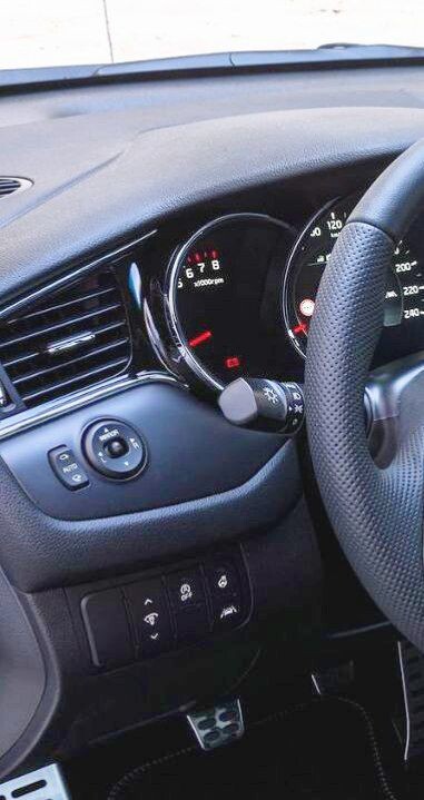 Ленивчик для Kia Ceed (JD)