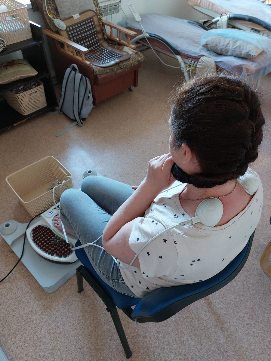 Вот такая штука. Мне нравится. Стоит 300р 1сеанс 15 мин.