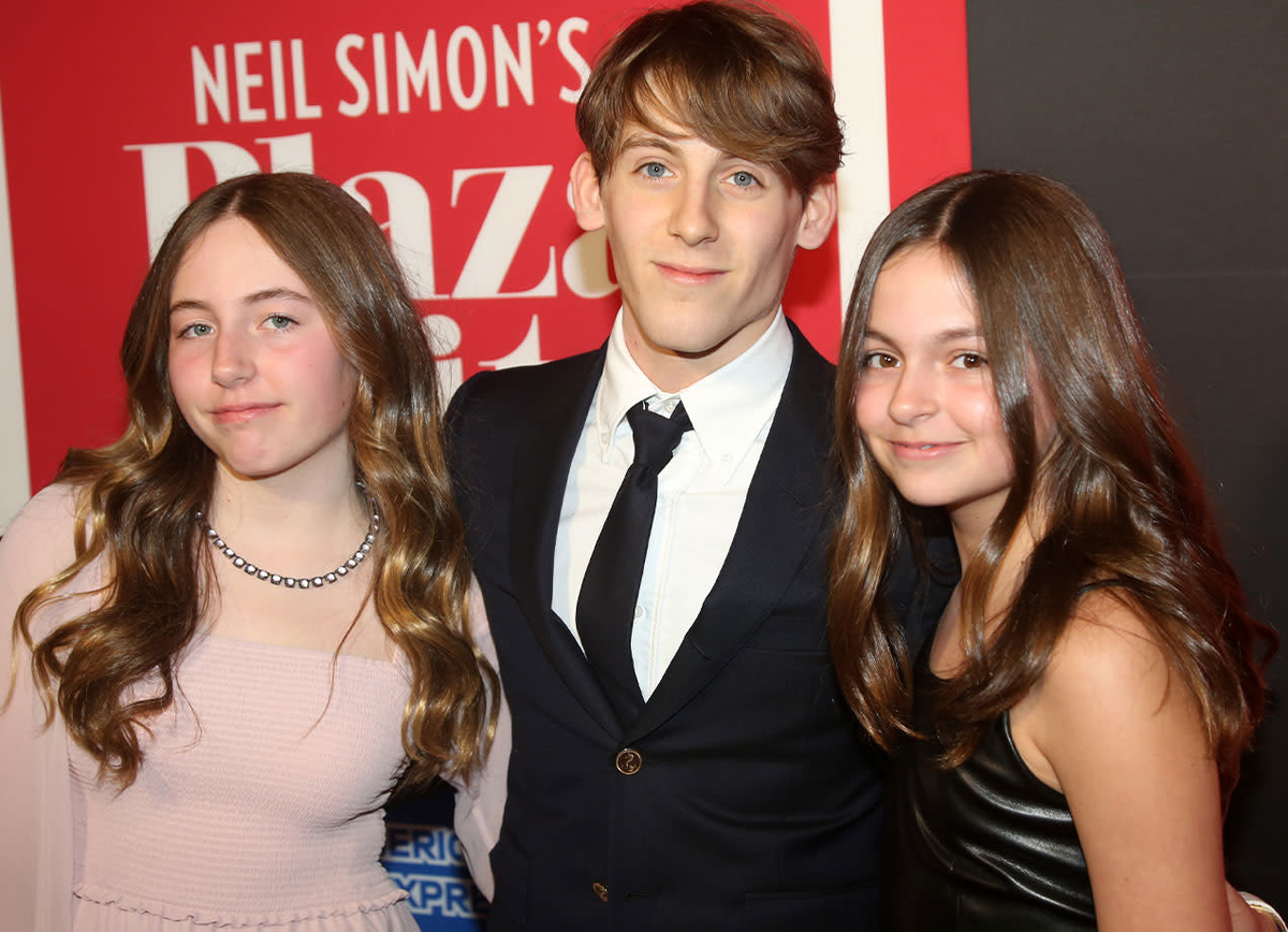 Мэрион, Джеймс и Табита