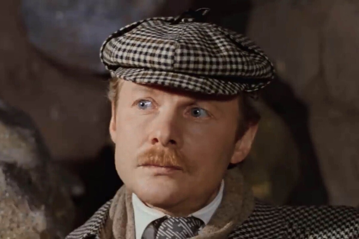 А это, разумеется самый популярный Ватсон!