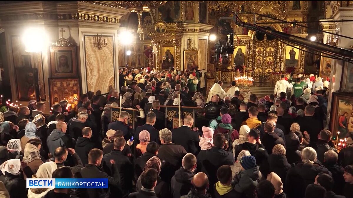    В девятнадцати храмах Уфы пройдут праздничные пасхальные службы
