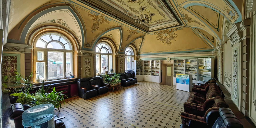 Нетуристический Пятигорск - ул. Теплосерная, ул. 40 лет Октября и др. (интерьеры и дома)