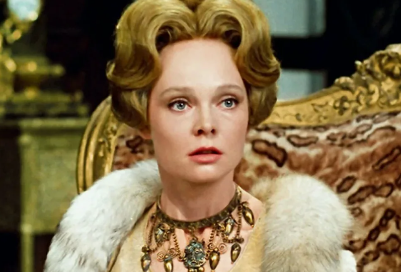 Осуждение за право в 56 лет стать матерью, и брак с немолодым мужем длиною в 47 лет … Зигзаги судьбы актрисы Наталии Белохвостиковой