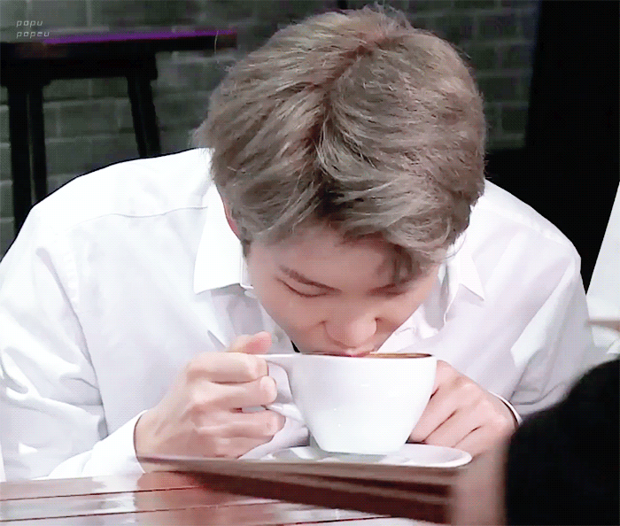 Нудятина этот Кант ...  тем более присягал на верность Российской империи...лучше по кофейку