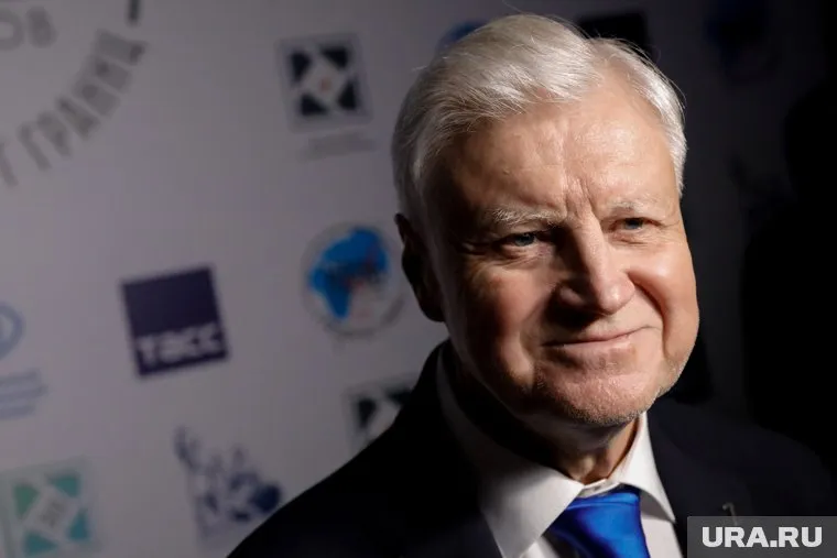 Сергей Миронов встретился с активом СРЗП в зале заседаний Тюменской областной думы
Фото: Роман Наумов © URA.RU