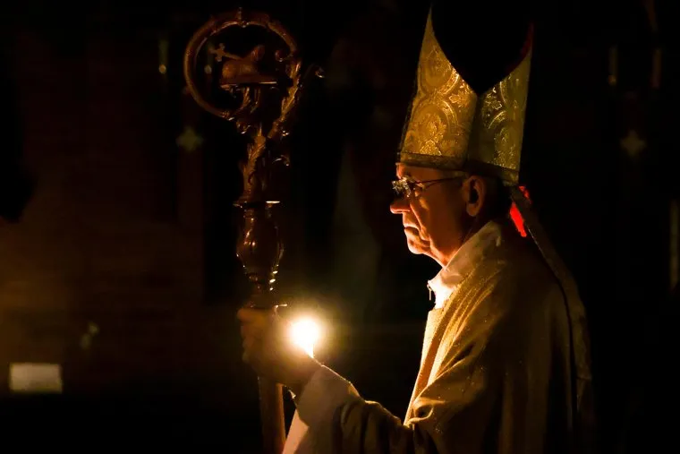 Благодатный огонь сходит каждый год на землю в храме Воскресения Христова
Фото: Кирилл Кухмарь/ТАСС