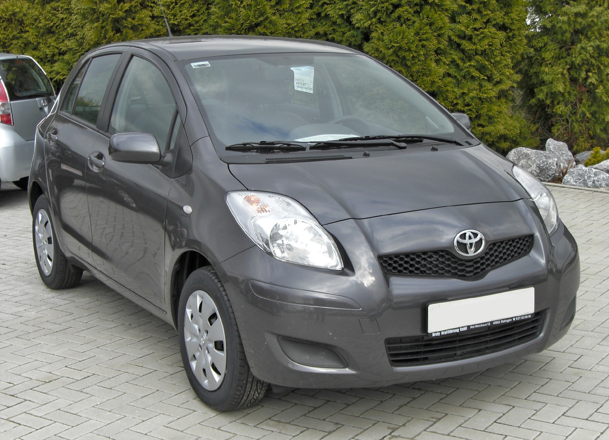 Toyota Yaris II (XP90 рестайлинг, 2009–2012)