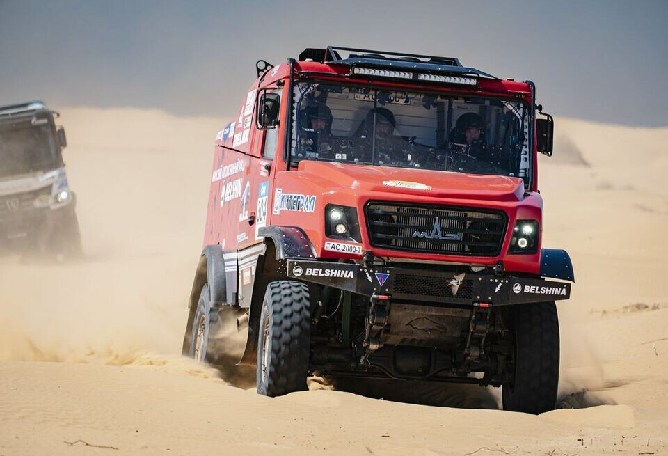    Лидеры МАЗа и КАМАЗа выбыли из борьбы за победу на ралли «Золото Кагана»МАЗ-СПОРТавто