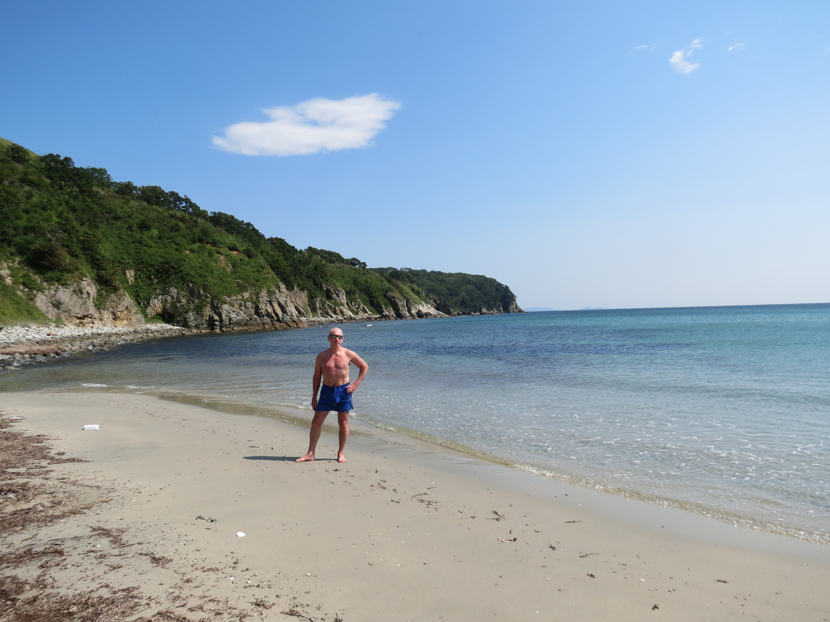 Одна из красивых бухт юга Приморья