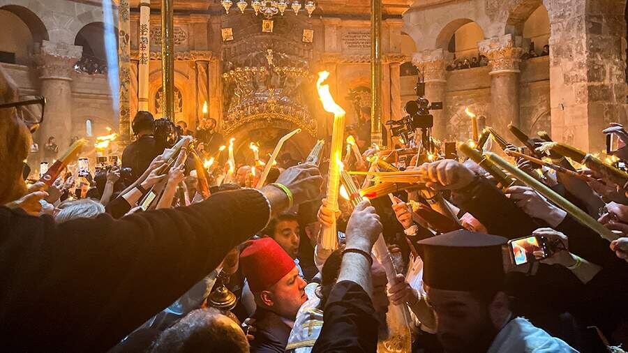 Схождение благодатного огня в Иерусалиме в 2025году.