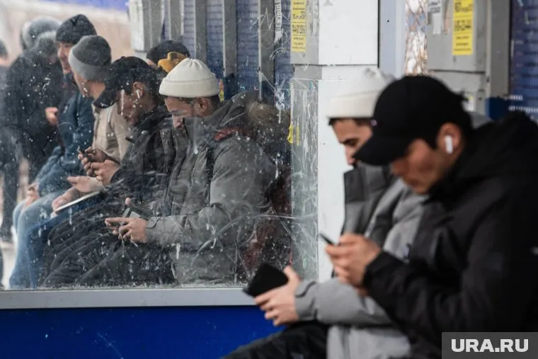 На проблему с мигрантами пожаловались жители села Култаево
Фото: Илья Московец © URA.RU