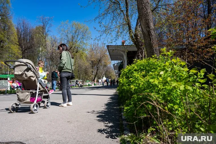 В южных регионах округа сохранится летнее тепло
Фото: Руслан Яроцкий © URA.RU