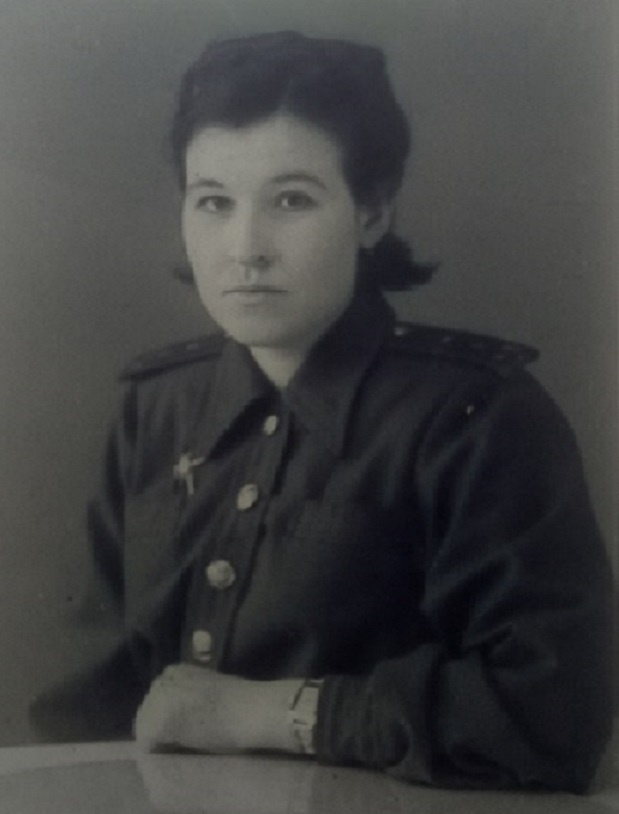 Капитан медицинской службы Гладышенко Раиса Андреевна. 