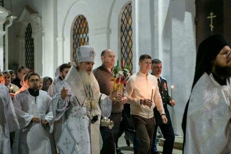    Врио губернатора Евгений Солнцев поздравил оренбуржцев с праздником Пасхи Белов Михаил Александрович