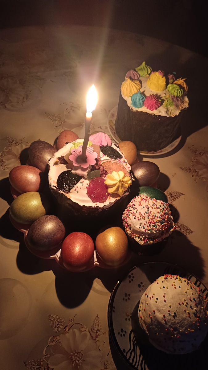 Освещение куличей в ночь на воскресенье 