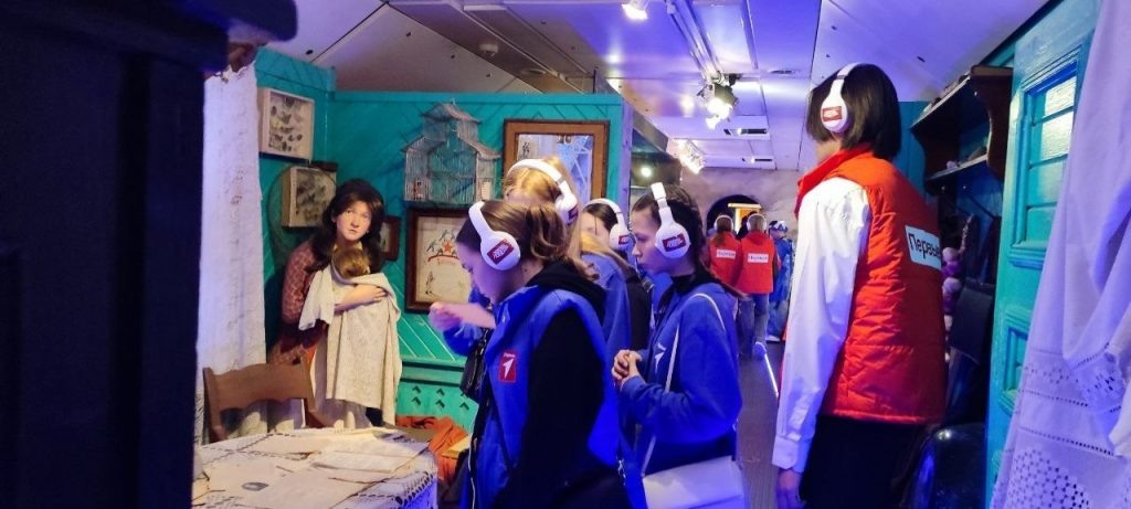 Листайте вправо, чтобы увидеть больше изображений