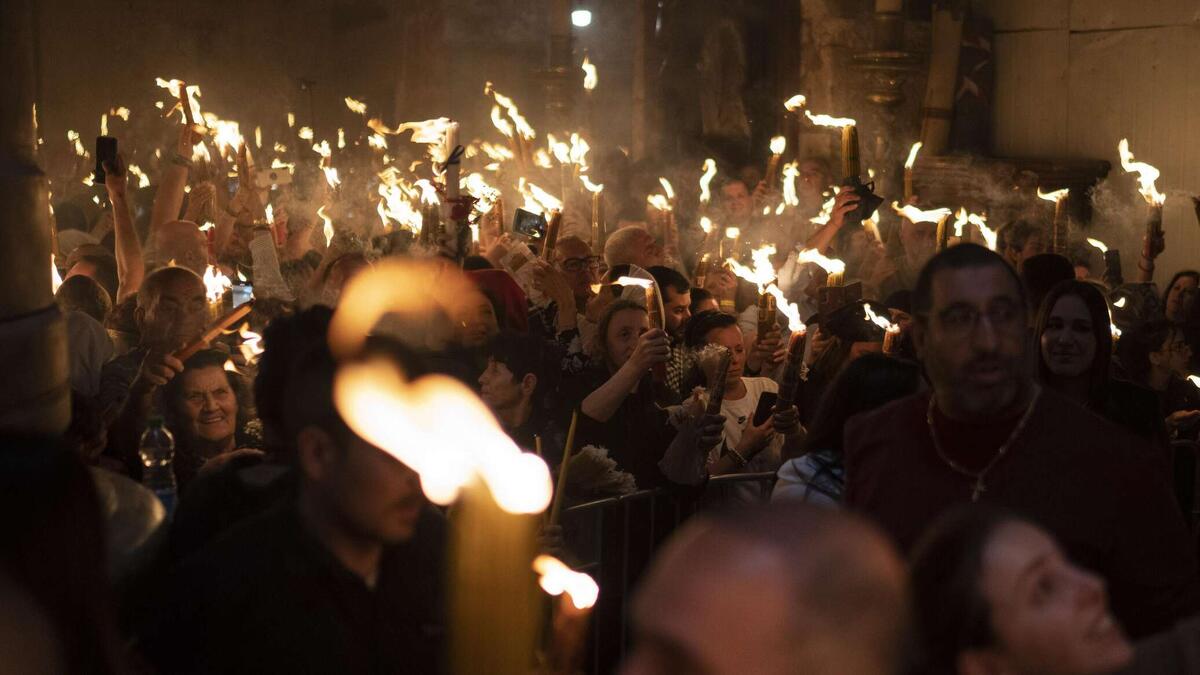 Схождение Благодатного огня (фото из интернета)