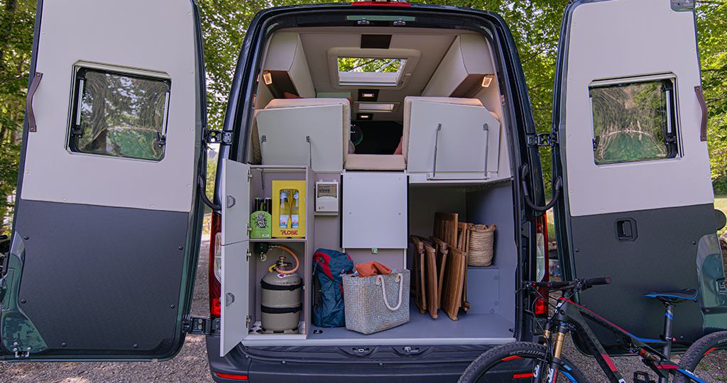 Автодом Yucon на базе Mercedes-Benz Sprinter строго на двоих