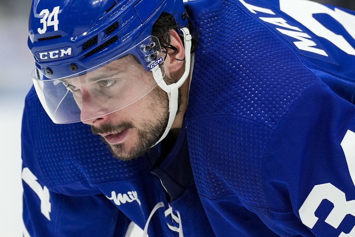     Остон Мэттьюс, самый высокооплачиваемый хоккеист сезона-2024/25