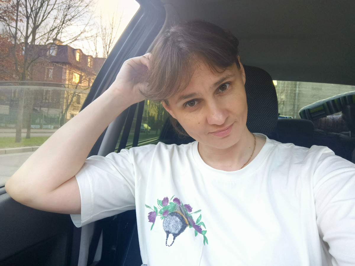 Новую футболку уже выгуляла на этой неделе )))